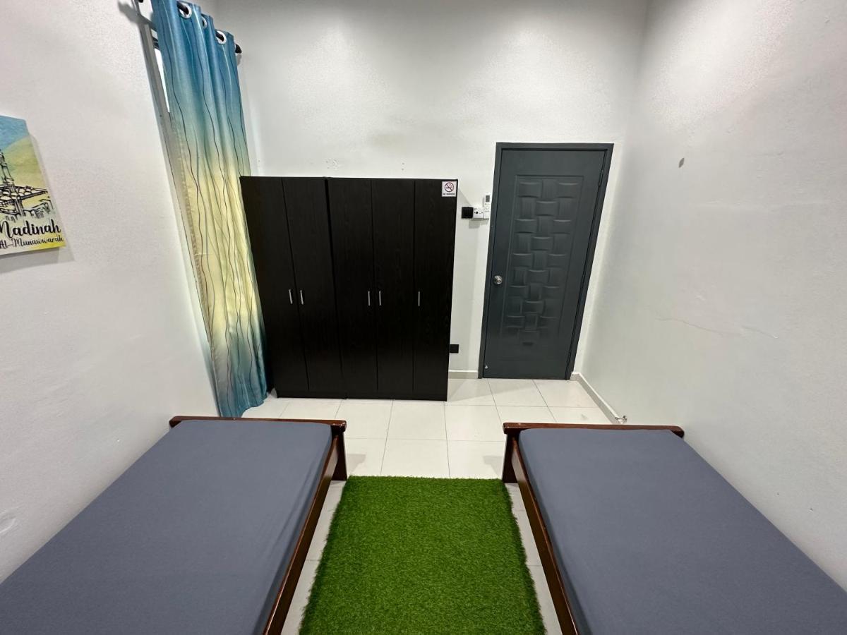 Bandar Melaka Family Bungalow Private Pool Bbq Wifi Netflix מראה חיצוני תמונה